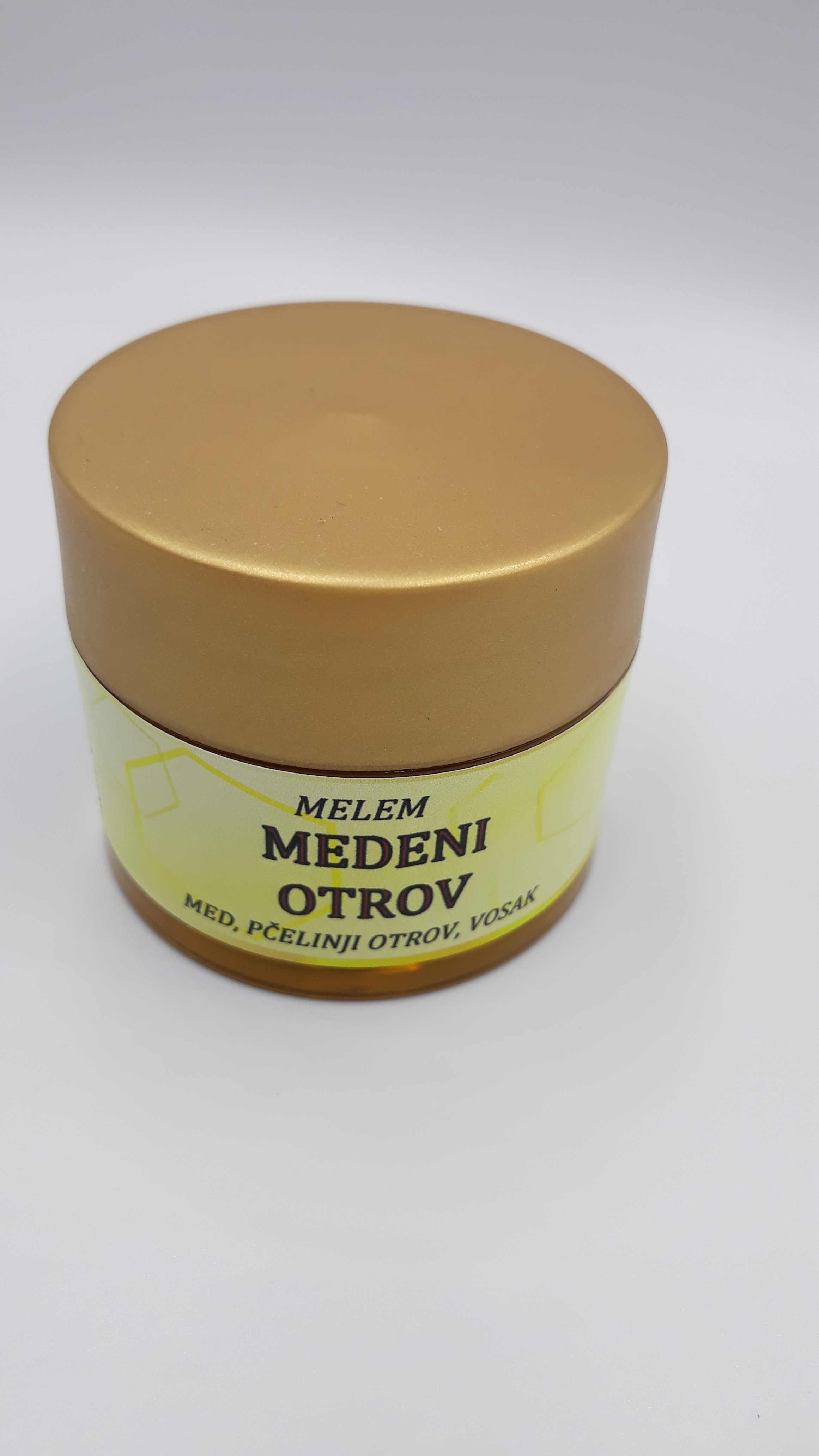 Melem od pčelinjeg otrova pakiran u plastičnoj ambalaži.